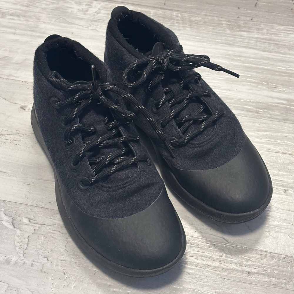 Allbirds Women’s Wool Runner Up Mizzle Shoes Size 10 (Natural Black Sole)